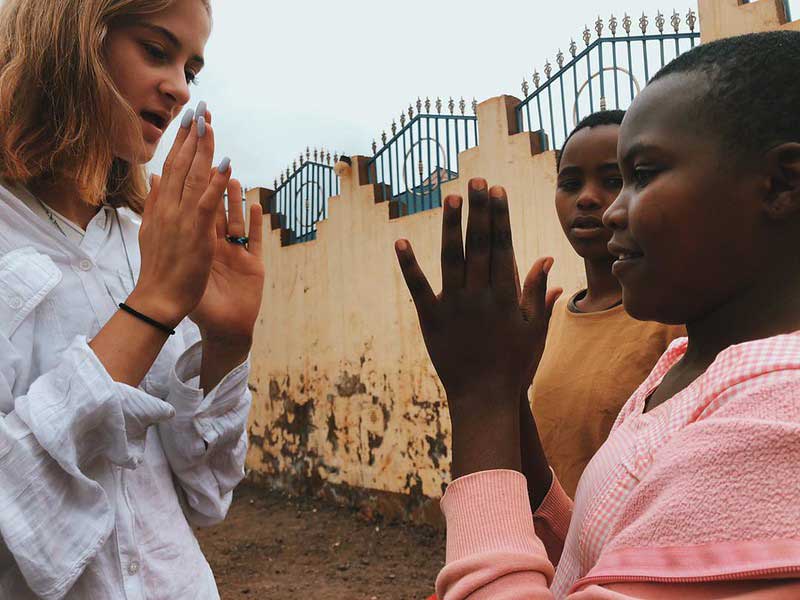 Hunter teaching hand games