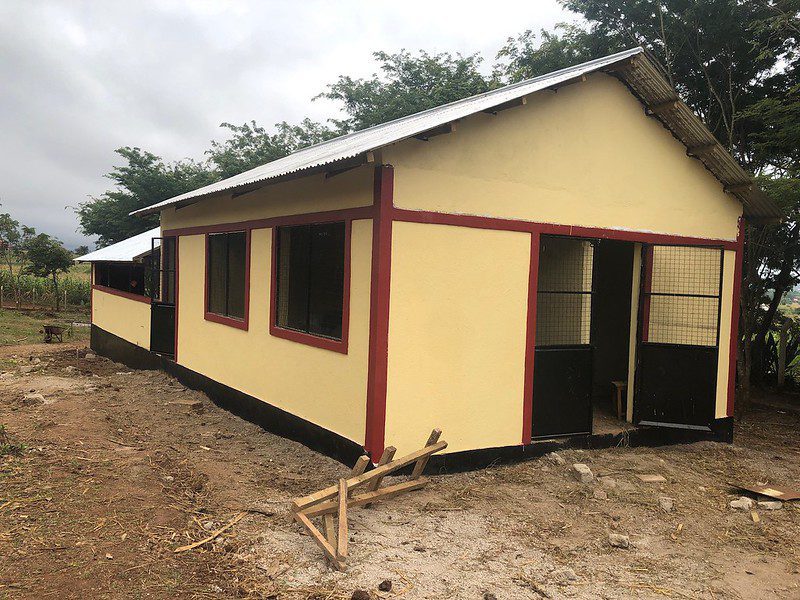 MGRC ecoFarm cow and chicken barn